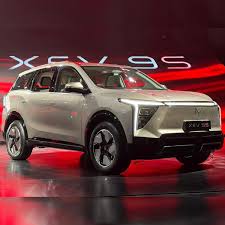 Mahindra XEV 9S 2026 — India's First 7 Seater Electric SUV